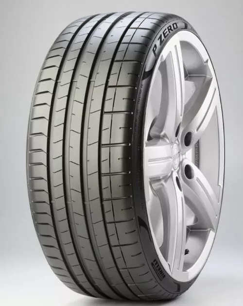 Pirelli P-ZERO (PZ4) 225/40 R18 92Y