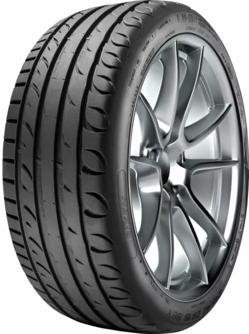 Riken ULTRA HIGH PERFORMANCE 215/60 R17 96H